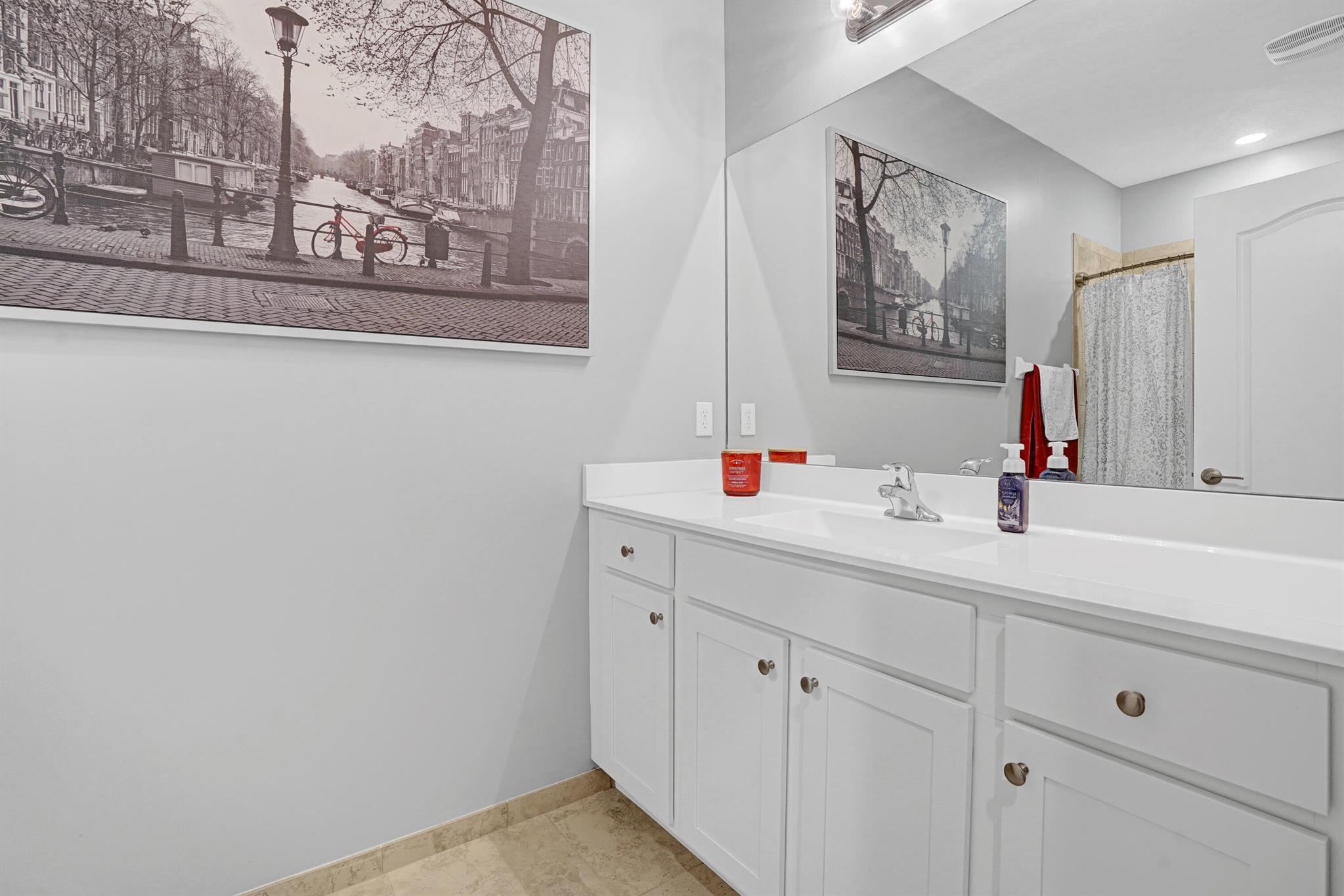 VERONA TRACE SUB & THE VI - Residential