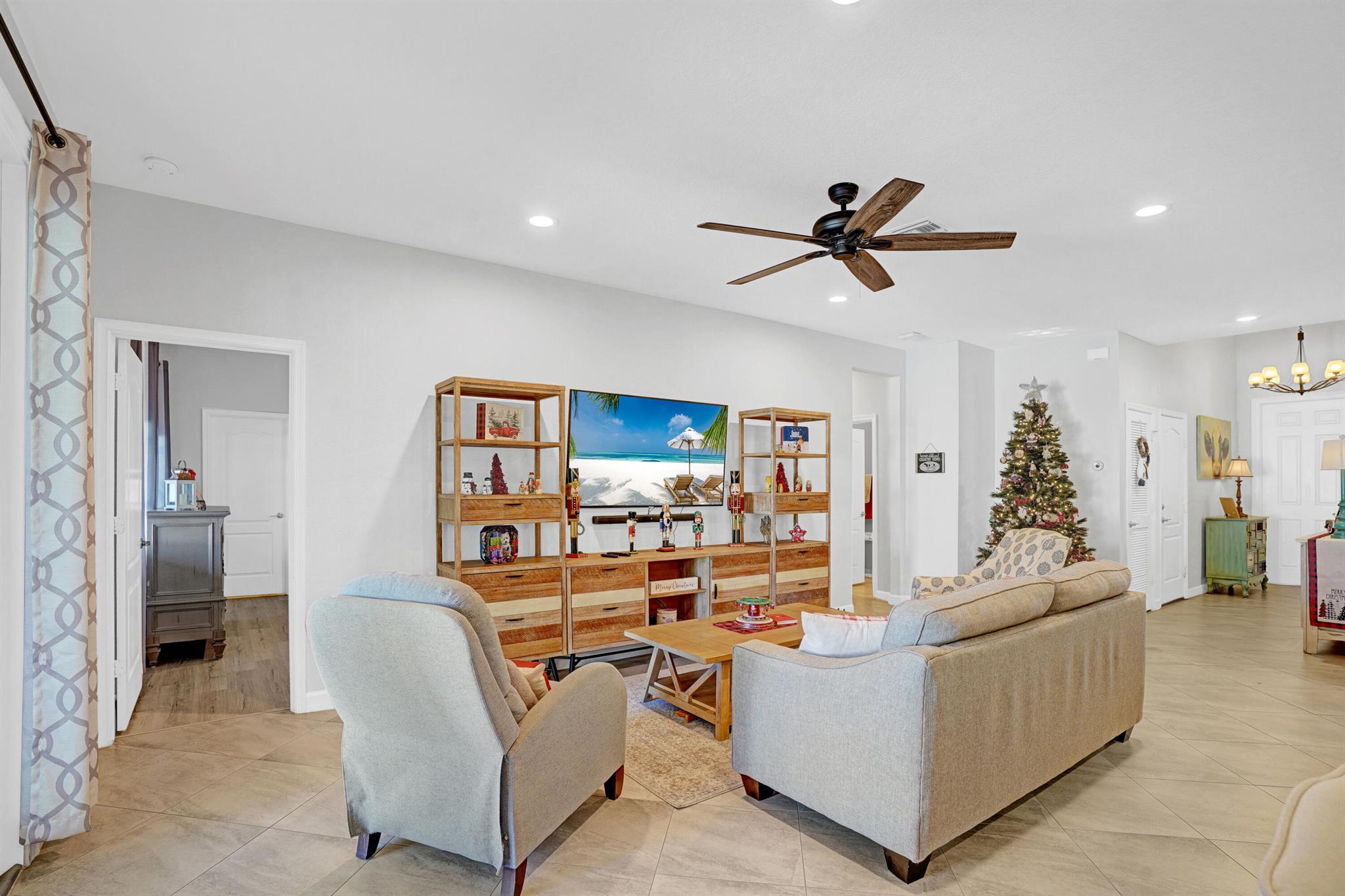 VERONA TRACE SUB & THE VI - Residential