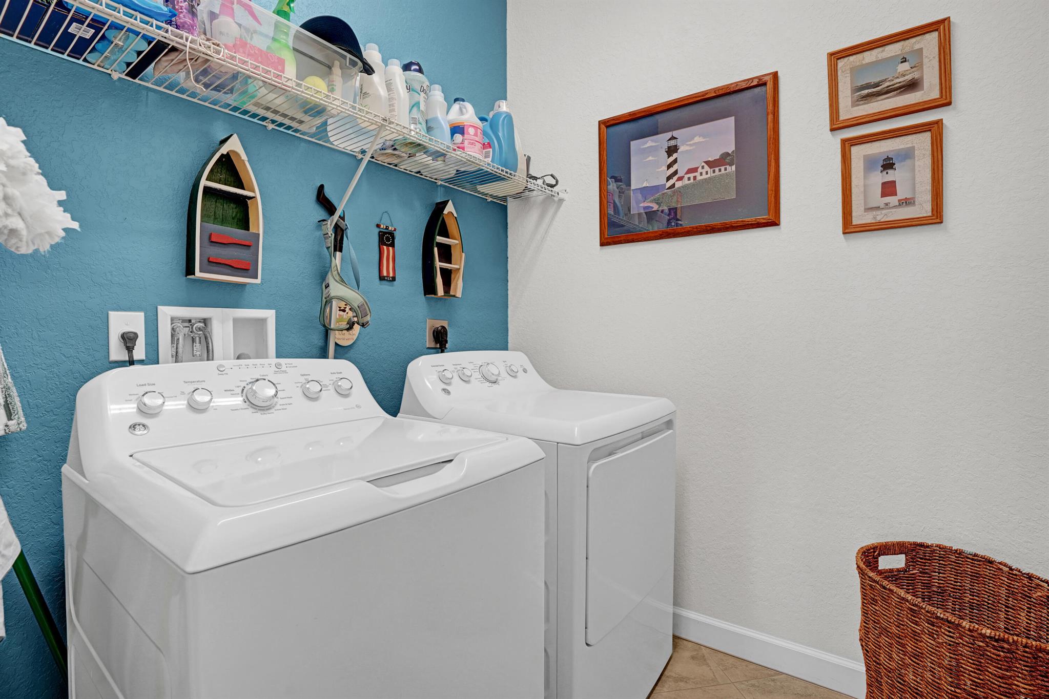 VERONA TRACE SUB & THE VI - Residential