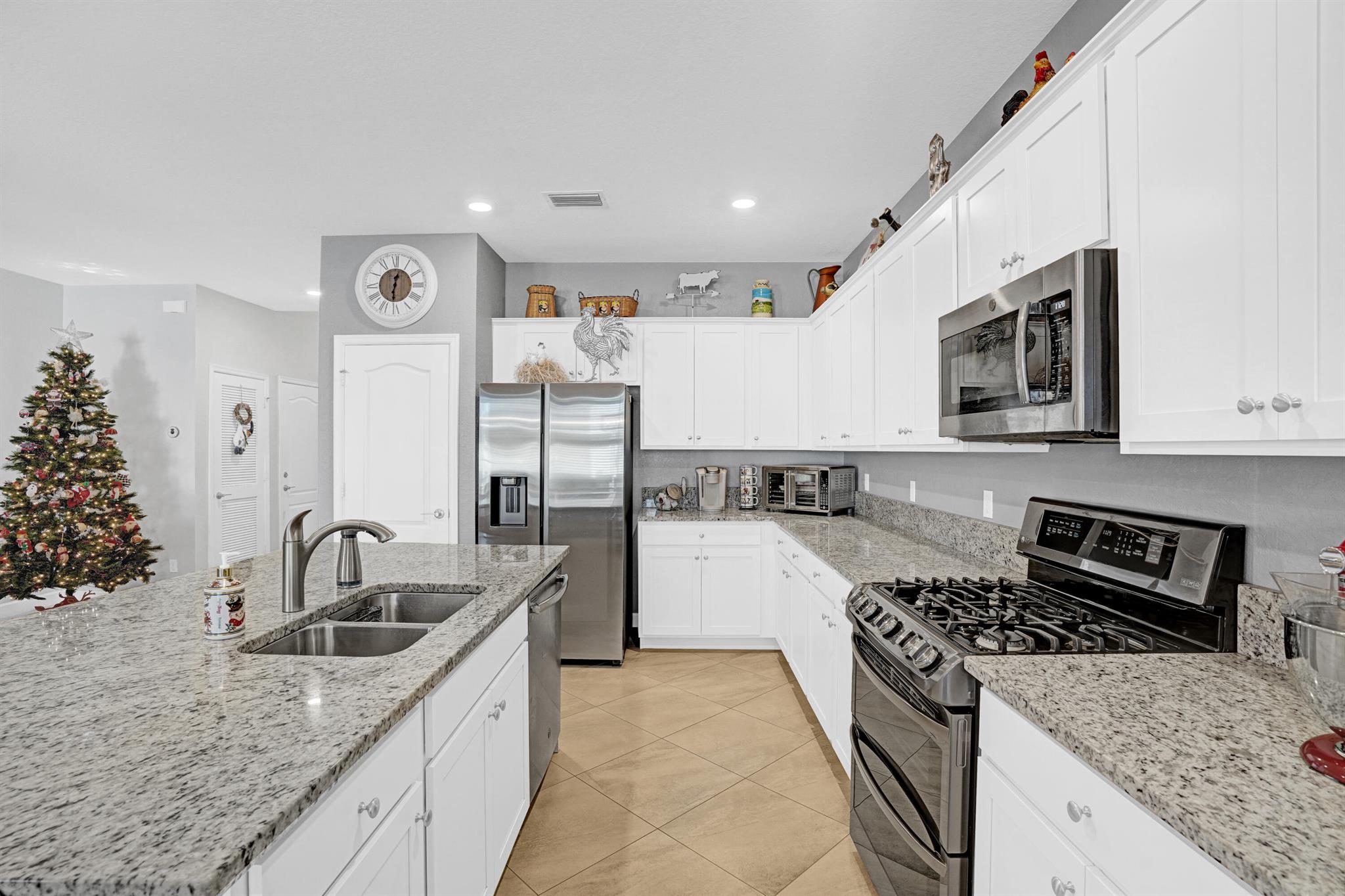 VERONA TRACE SUB & THE VI - Residential