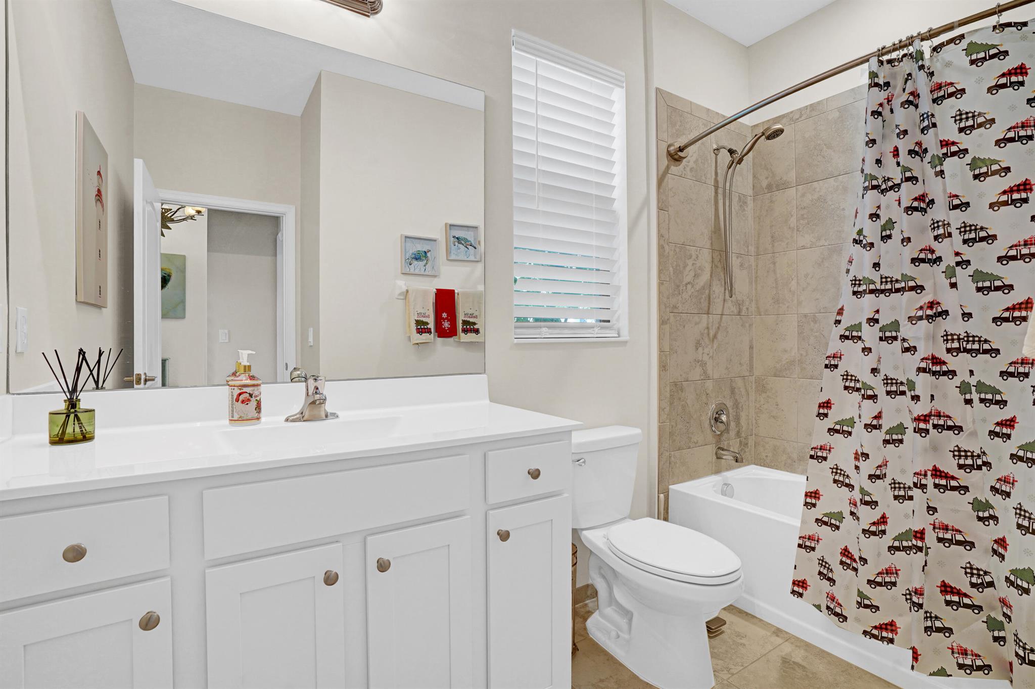 VERONA TRACE SUB & THE VI - Residential