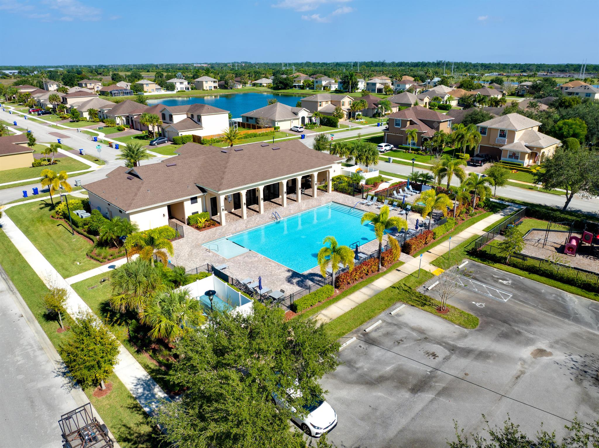 VERONA TRACE SUB & THE VI - Residential