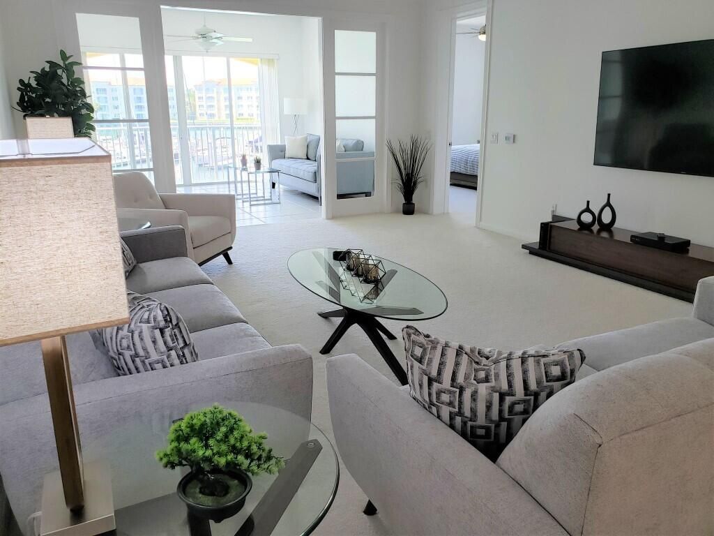 Photo of 10 HARBOUR ISLE Drive E #204, Fort Pierce, FL 34949 (MLS # B26054686)