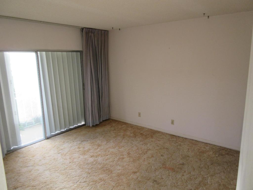 PARK TOWERS CONDO - Residential