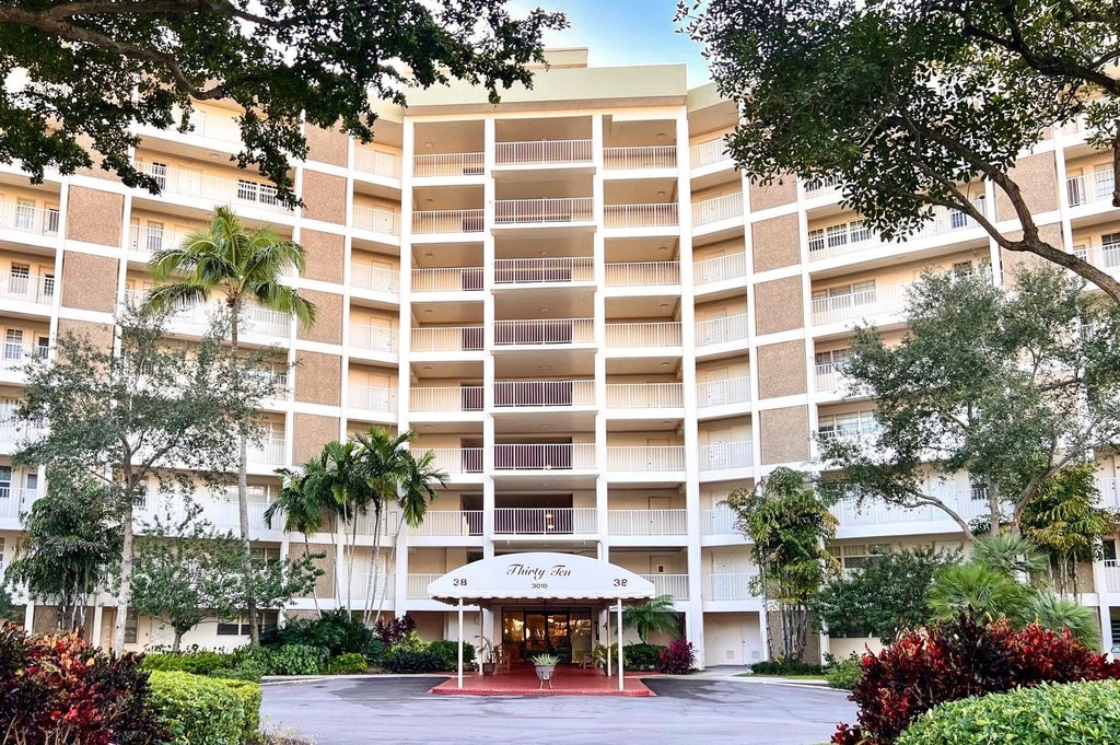 Photo of 3010 N COURSE Drive #511, Pompano Beach, FL 33069 (MLS # B26087078)