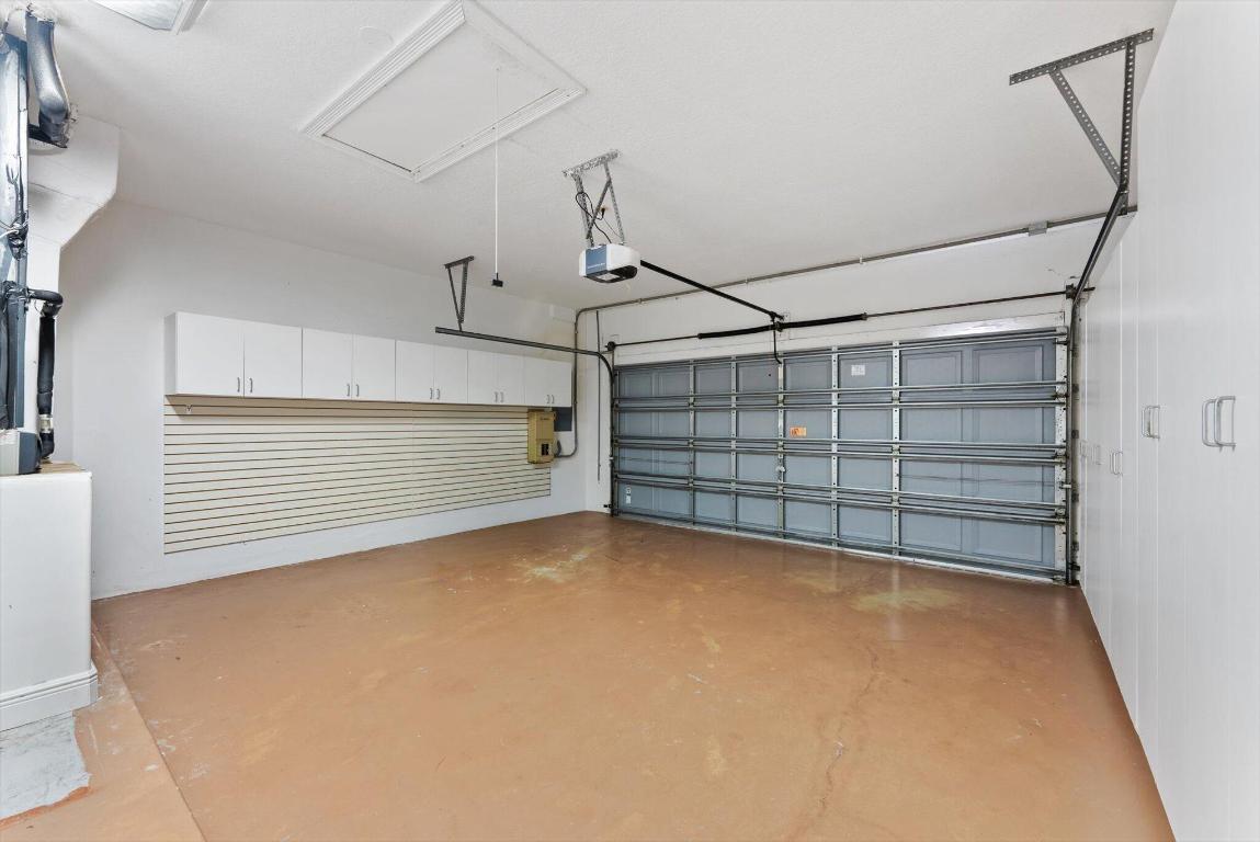 ISLAND IN THE GROVE - Residential Lease