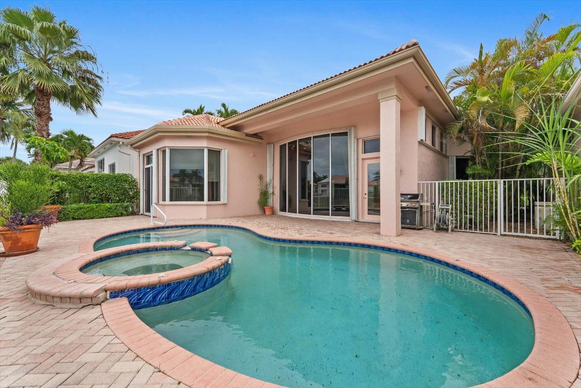 ISLAND IN THE GROVE - Residential Lease