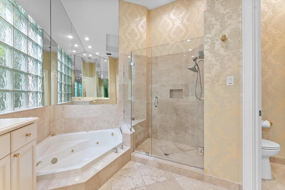 ISLAND IN THE GROVE - Residential Lease