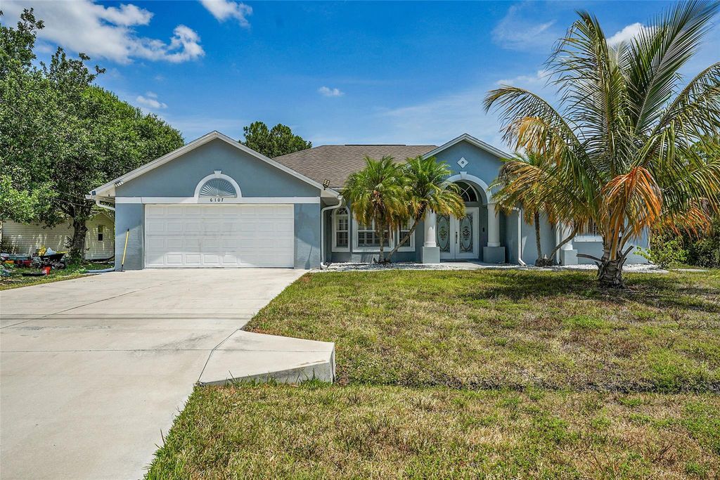 Photo of 6107 NW Gause Avenue, Port Saint Lucie, FL 34986 (MLS # F10504986)