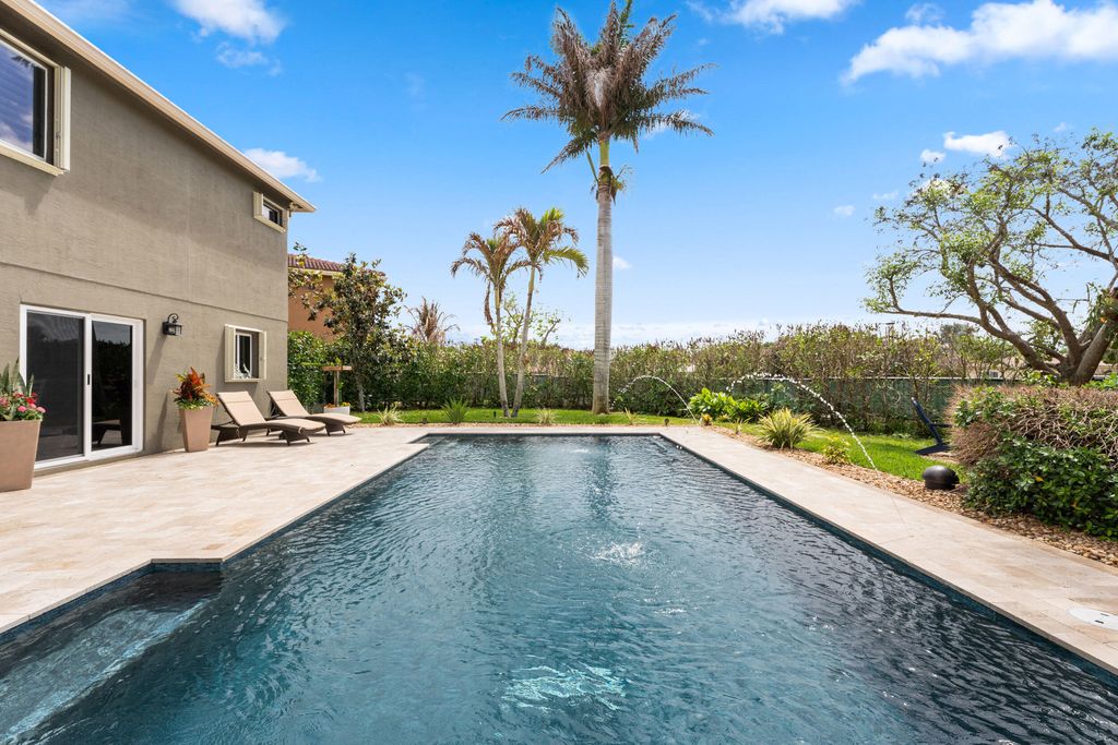 Photo of 742 SE Mixon Place, Stuart, FL 34997 (MLS # B26017627)