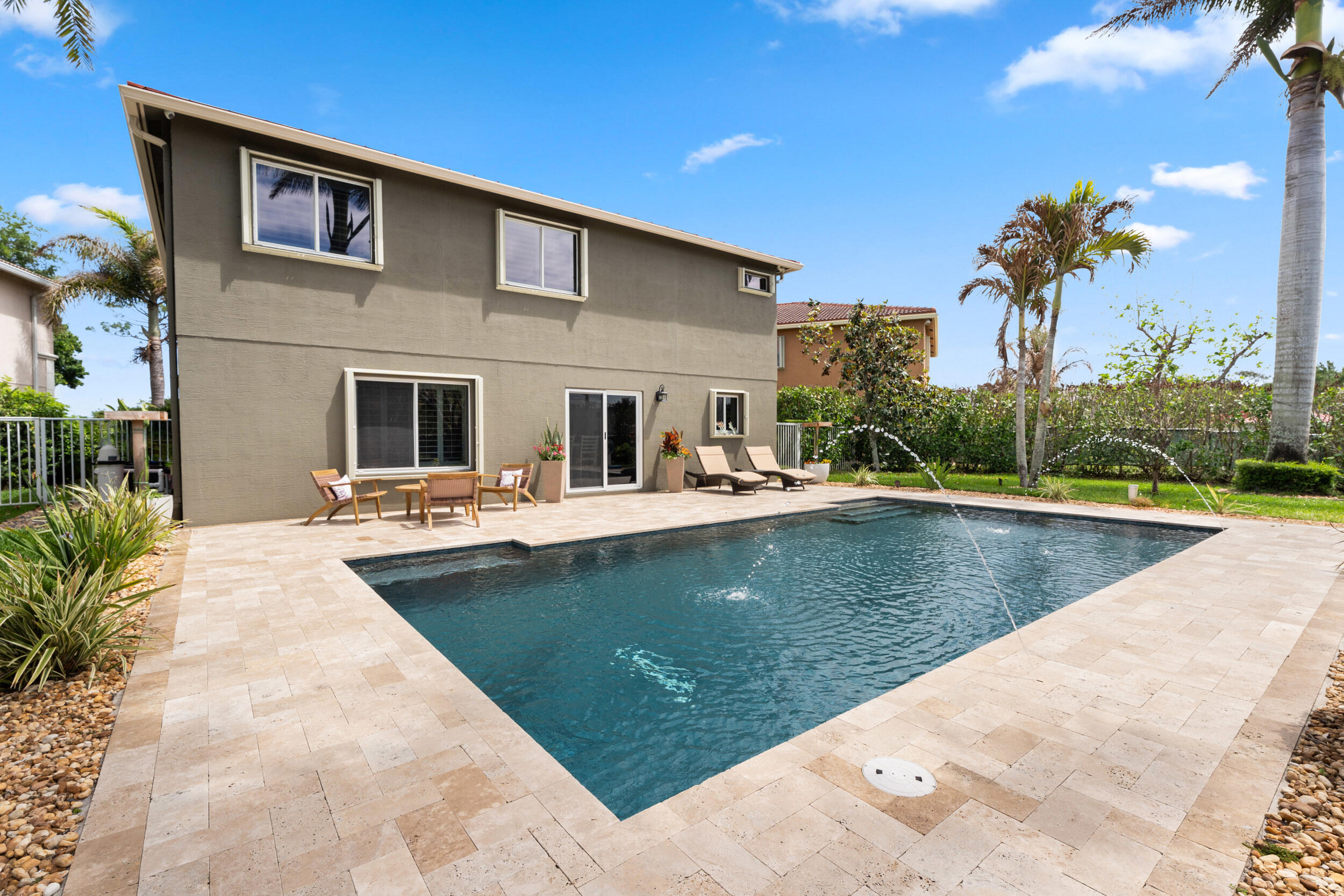 MARTINS CROSSING - Residential