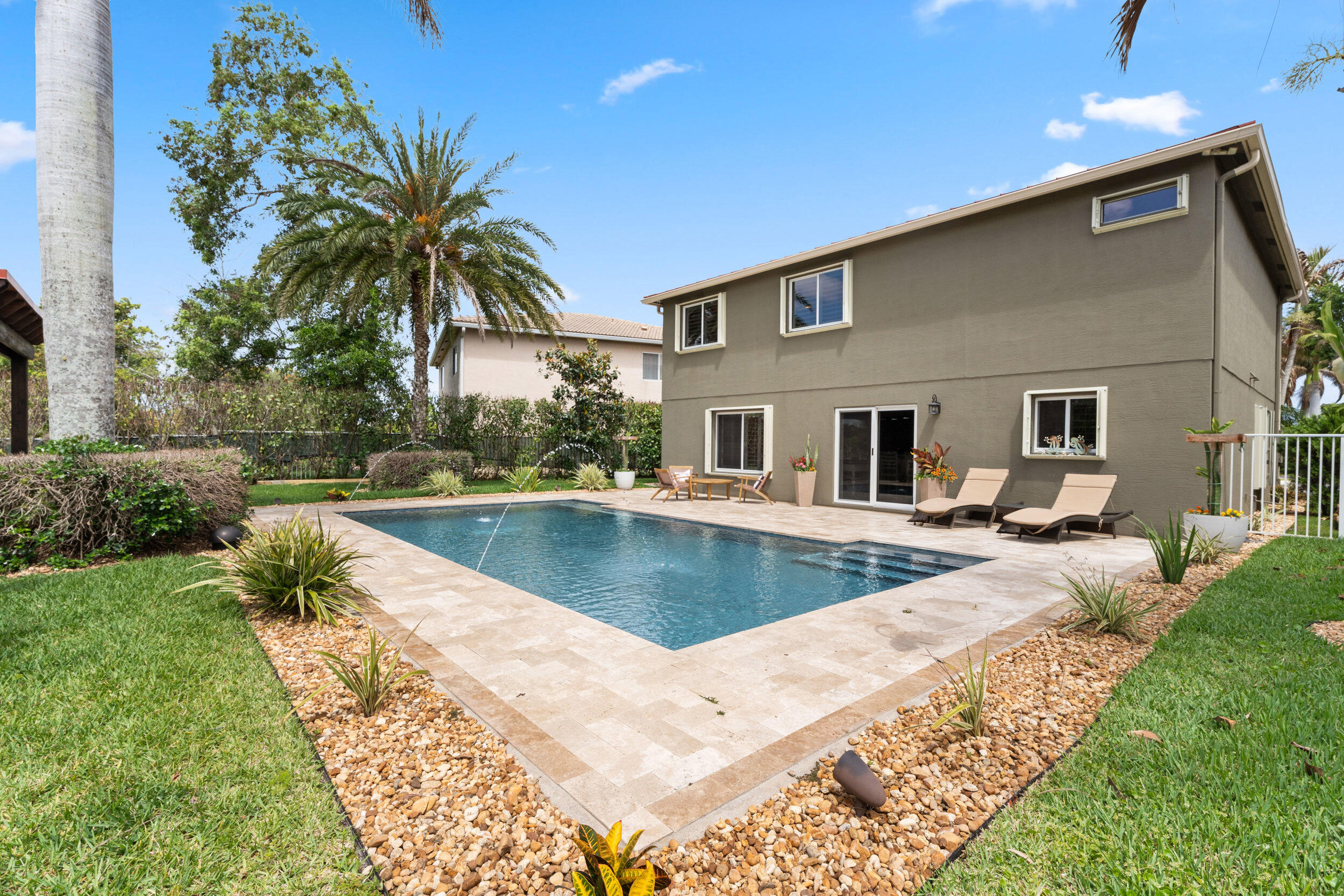 MARTINS CROSSING - Residential