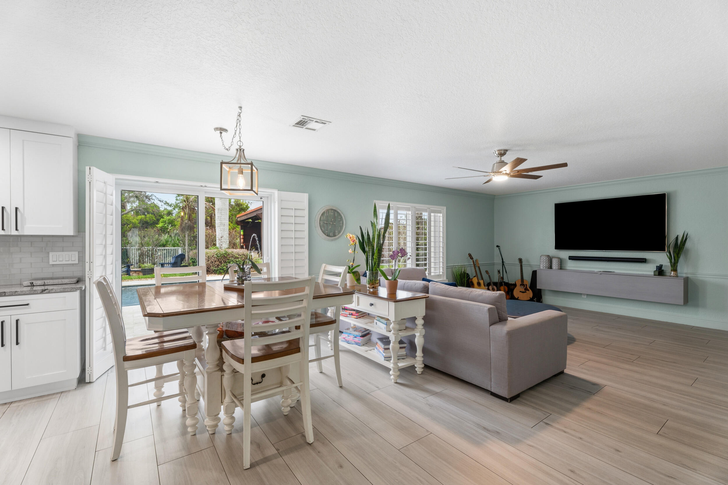 MARTINS CROSSING - Residential