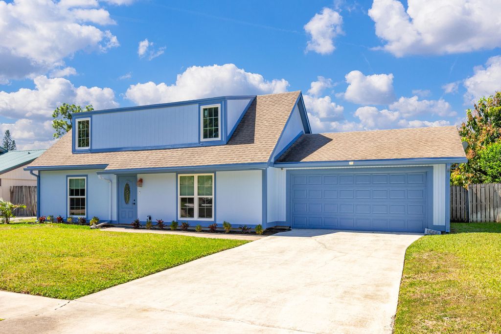Photo of 9298 Longmeadow Circle, Boynton Beach, FL 33436 (MLS # R11060724)