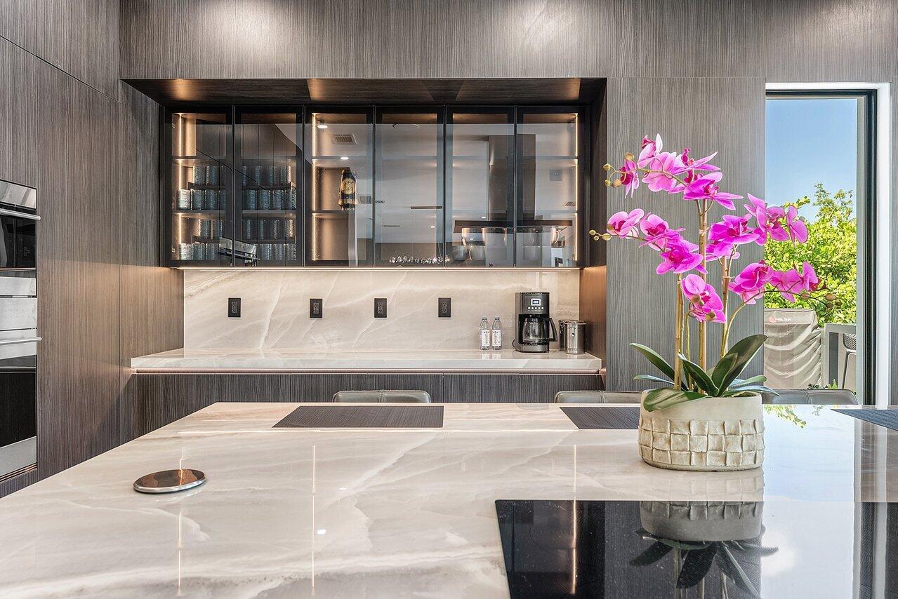 DELRAY LAKES ESTATES - Residential