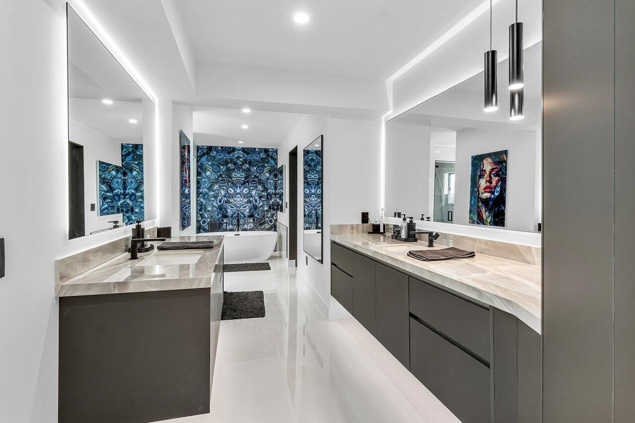 DELRAY LAKES ESTATES - Residential