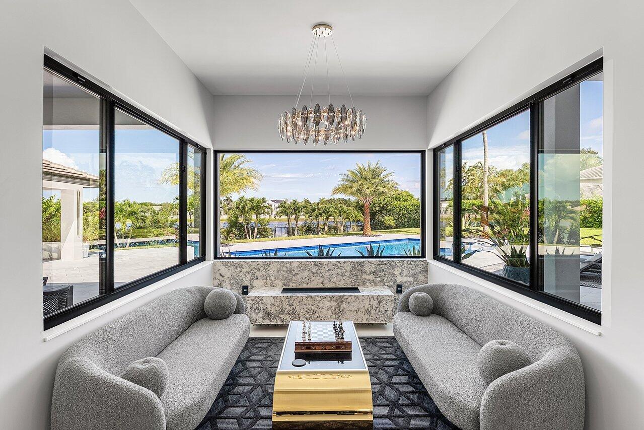 DELRAY LAKES ESTATES - Residential