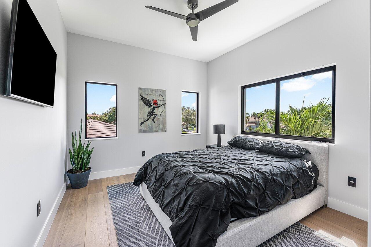 DELRAY LAKES ESTATES - Residential