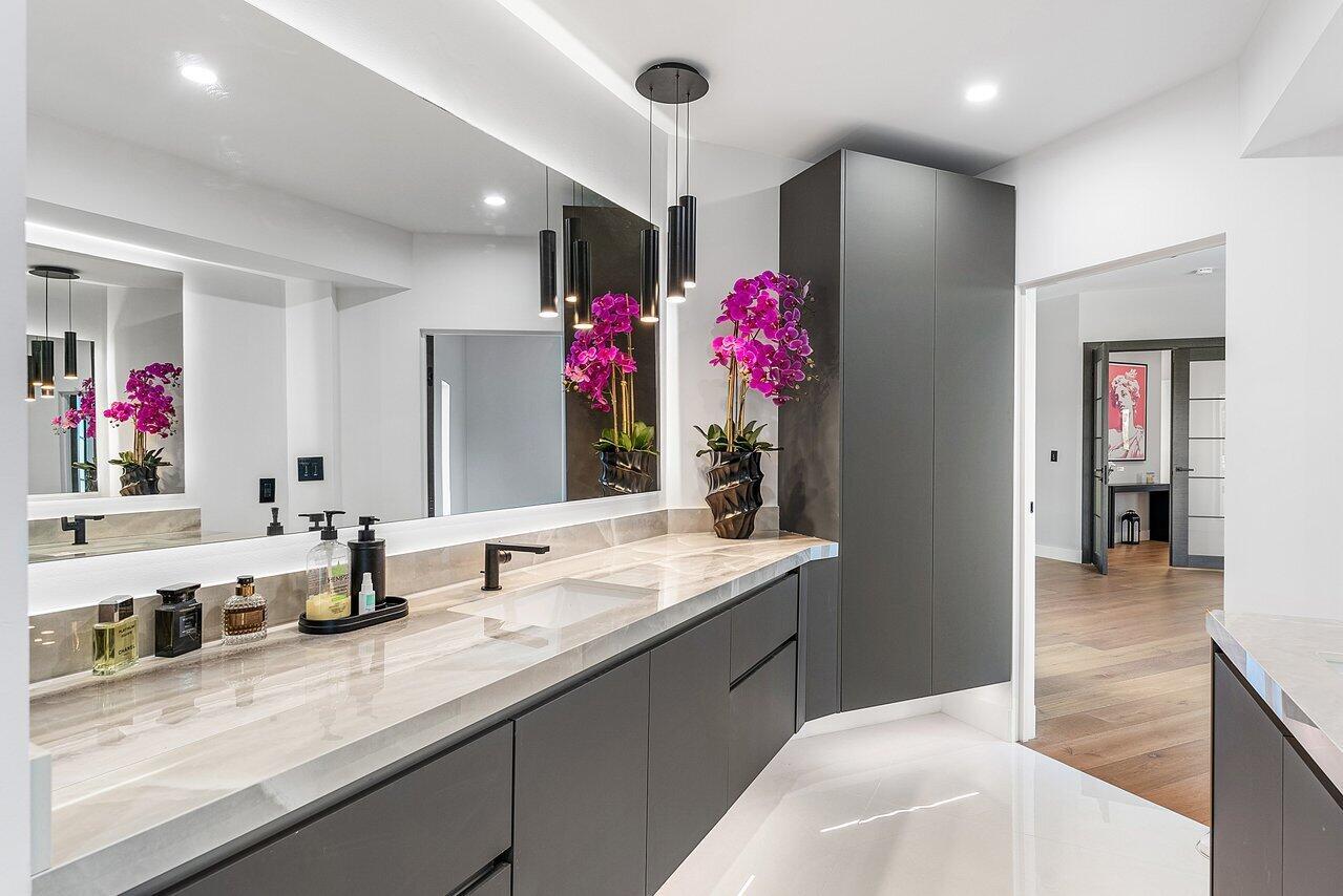 DELRAY LAKES ESTATES - Residential