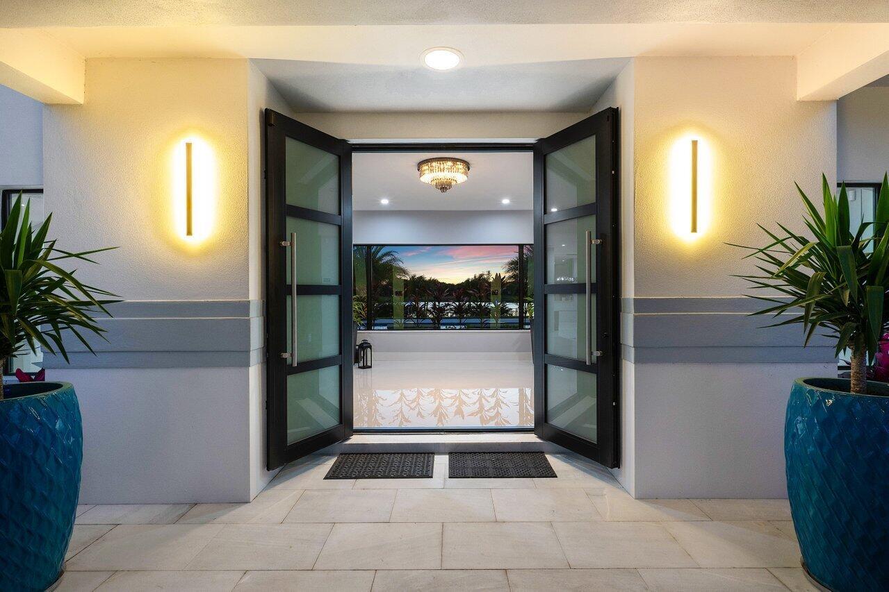 DELRAY LAKES ESTATES - Residential