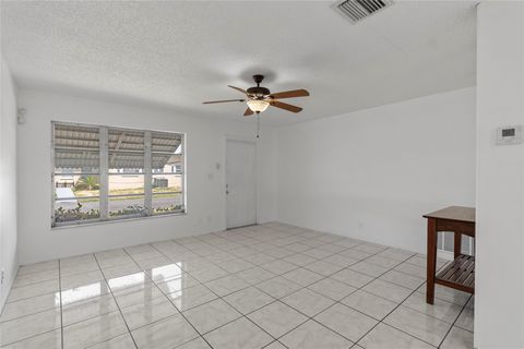 Single Family Residence in Tamarac FL 4956 48th Ter Ter 6.jpg