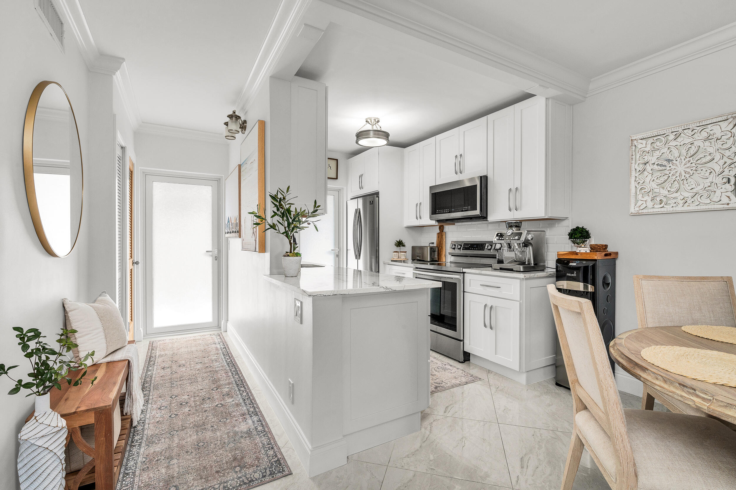 3301 Spanish Trail 101