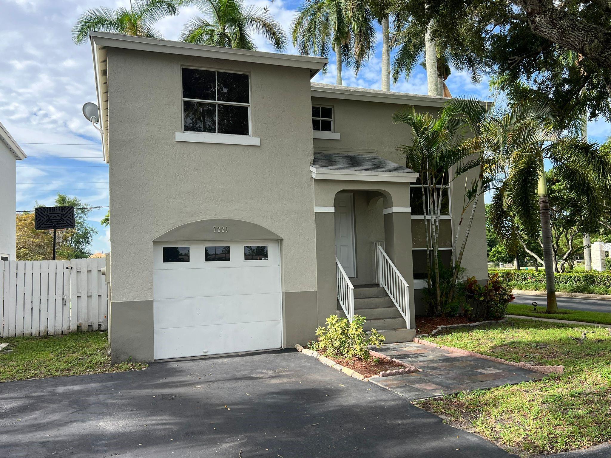 Remodeled Corner Home for Rent in Davie with private fenced yard! No association approval for quick turnaround. This spacious 3-bedroom, 2.5-bathroom corner home features a 1-car garage, Full size washer/dryer and is move-in ready. Centrally located in Davie, you'll be just minutes from Publix, Walmart, top-rated schools, restaurants, shopping centers, and major highways including I-95, I-595, and the Turnpike.
Required with all offers: credit report, background check, last 2 months of pay stubs or proof of income, and valid ID