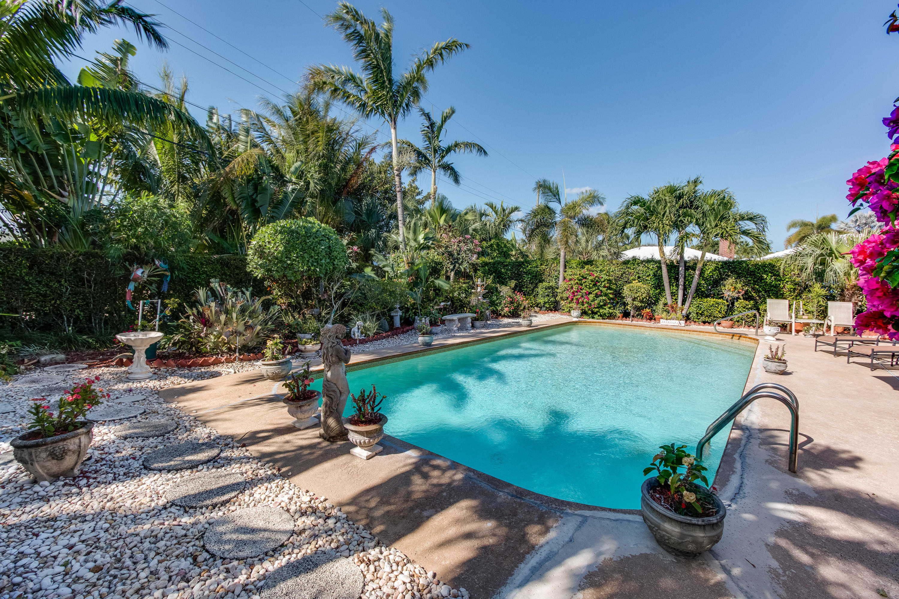 PALM BEACH SHORES - Residential