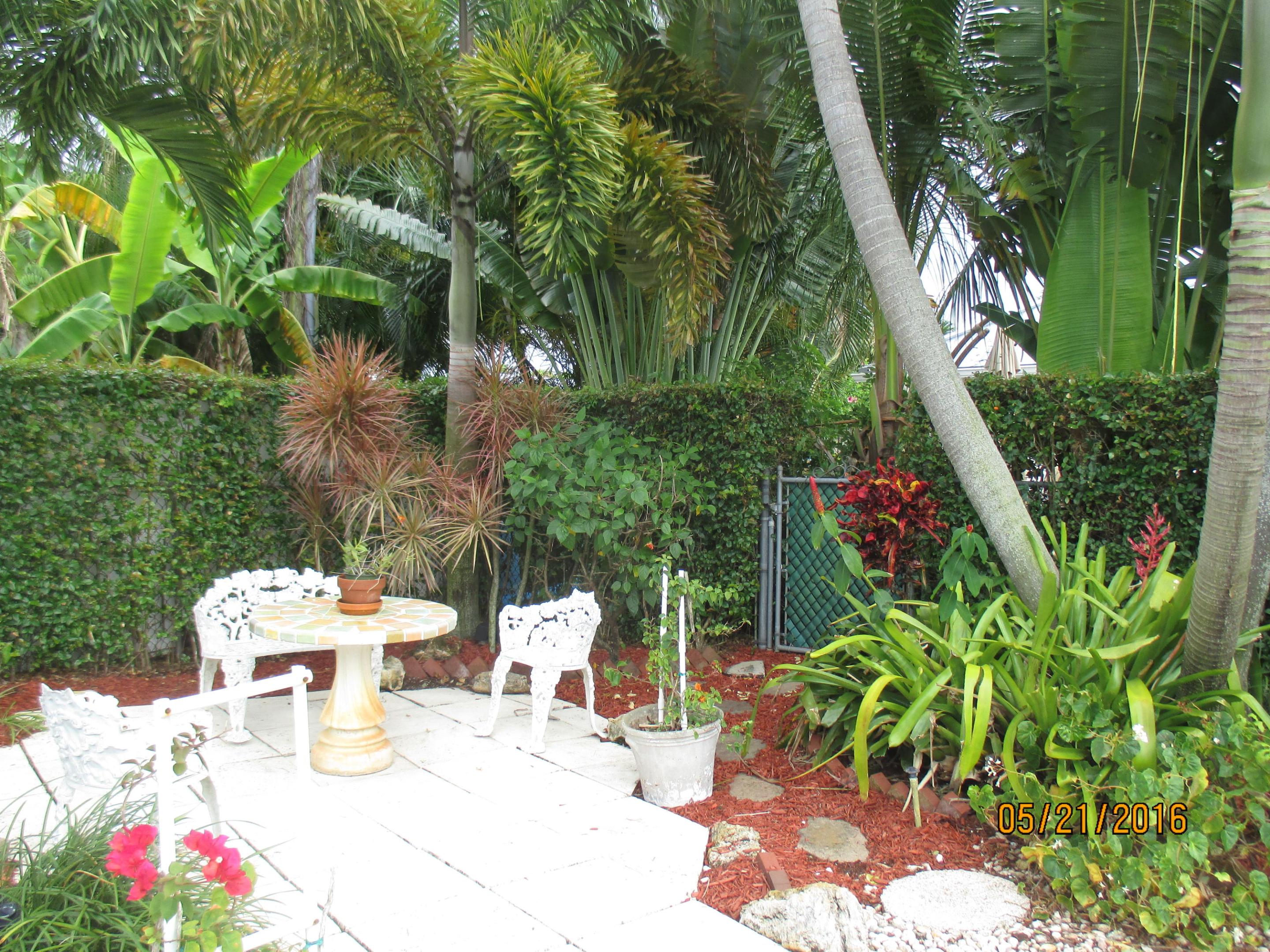 PALM BEACH SHORES - Residential