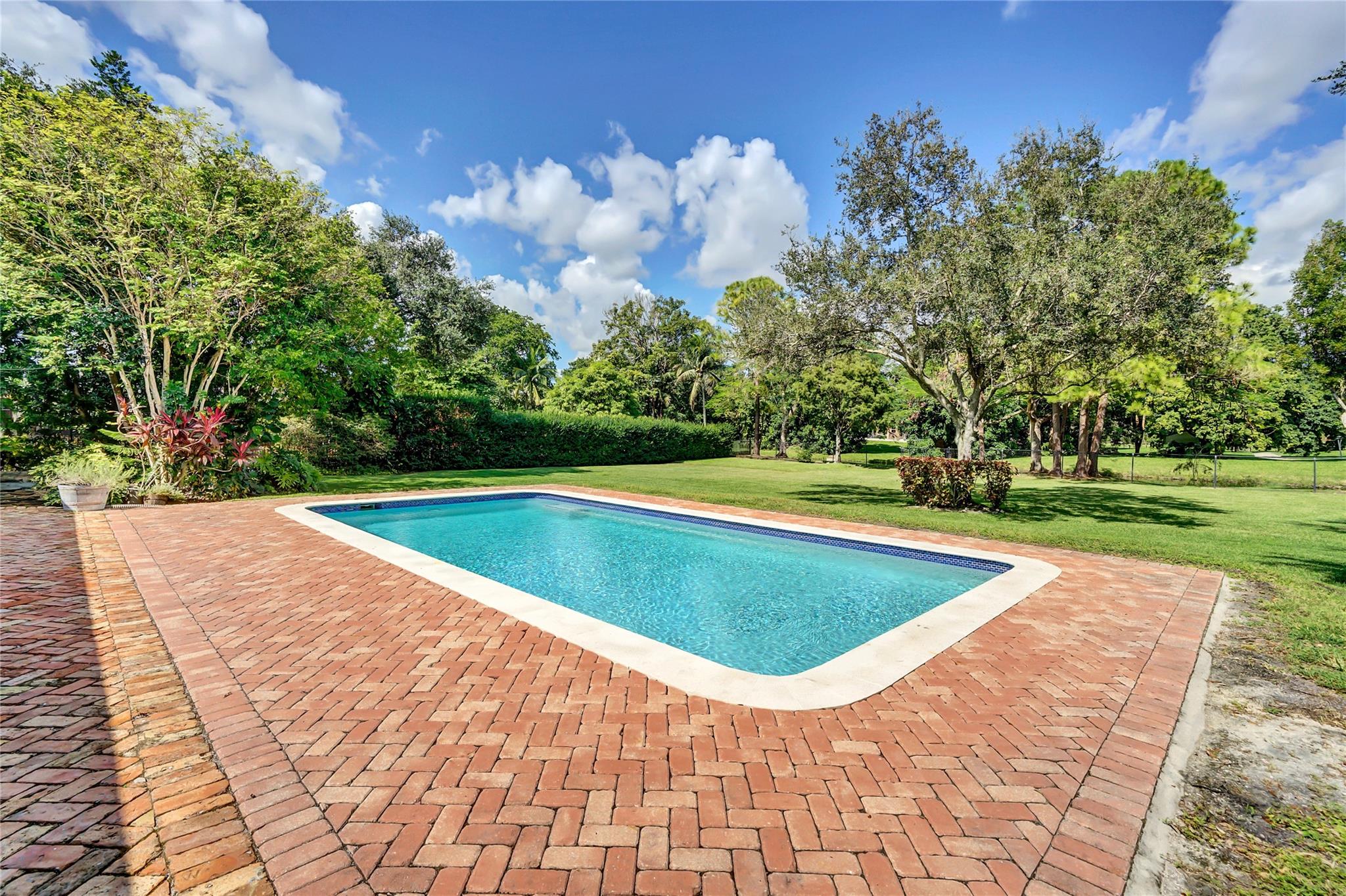 Fla Fruit Lands Co Sub 1 - Residential