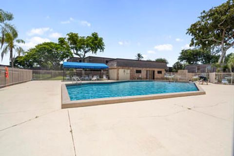 Tiny photo for 2561 NW 99th Avenue, Coral Springs, FL 33065 (MLS # B26025014)