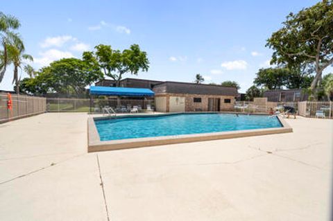 Tiny photo for 2561 NW 99th Avenue, Coral Springs, FL 33065 (MLS # B26025014)