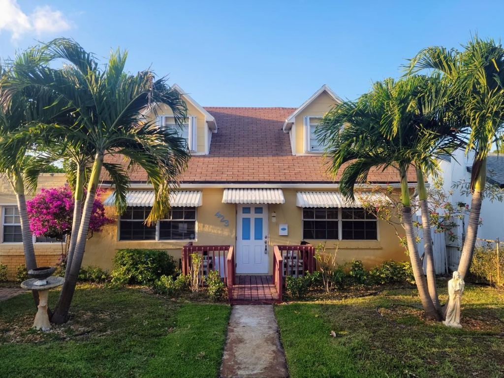 Photo of 423 Lytle Street, West Palm Beach, FL 33405 (MLS # R10794809)