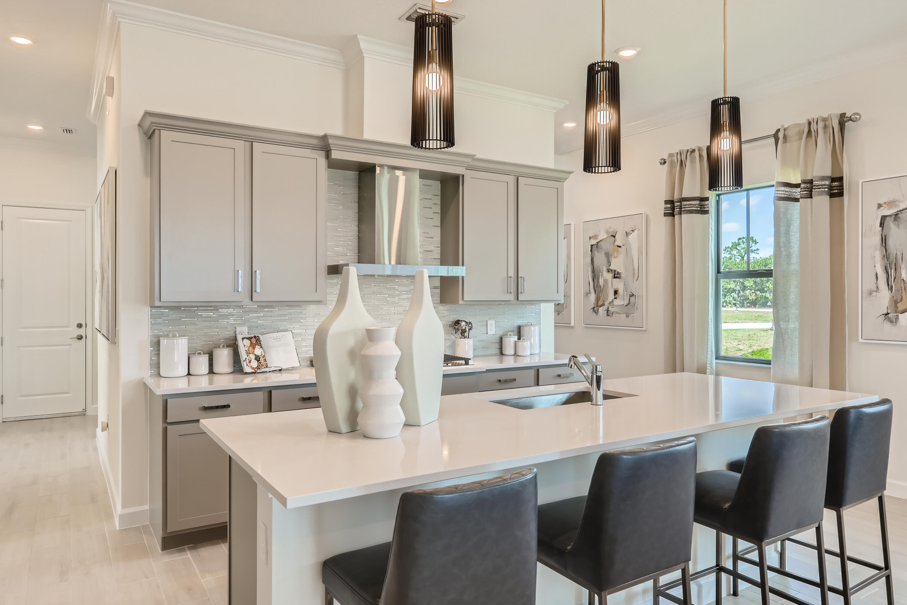 470 SE Fascino Circle