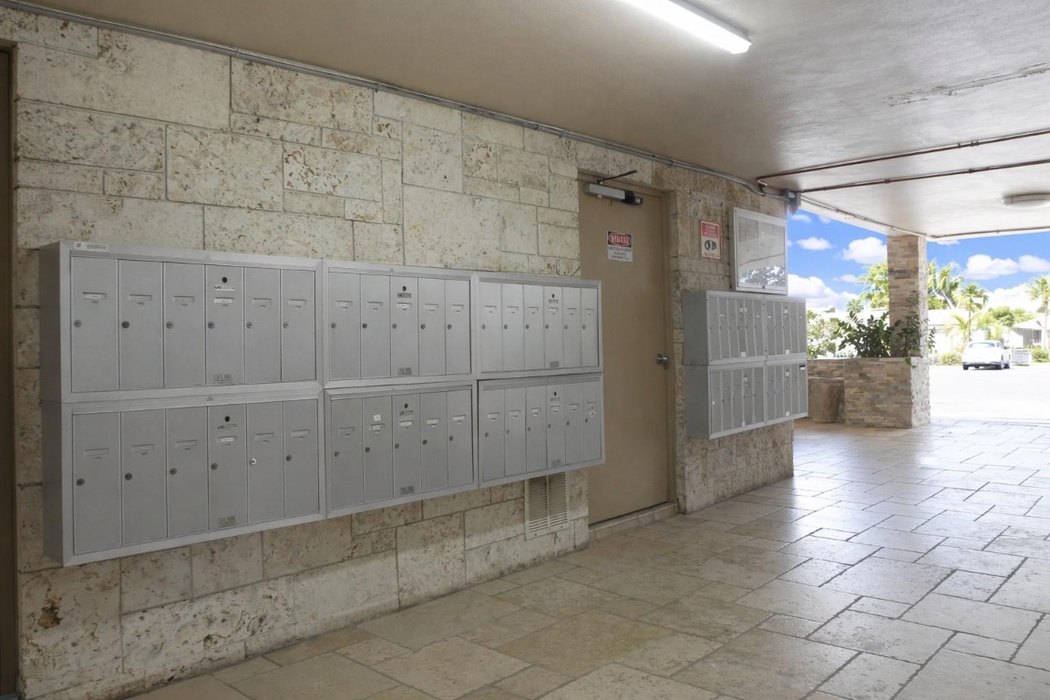 Hillcrest Country Club Ap - Residential Lease