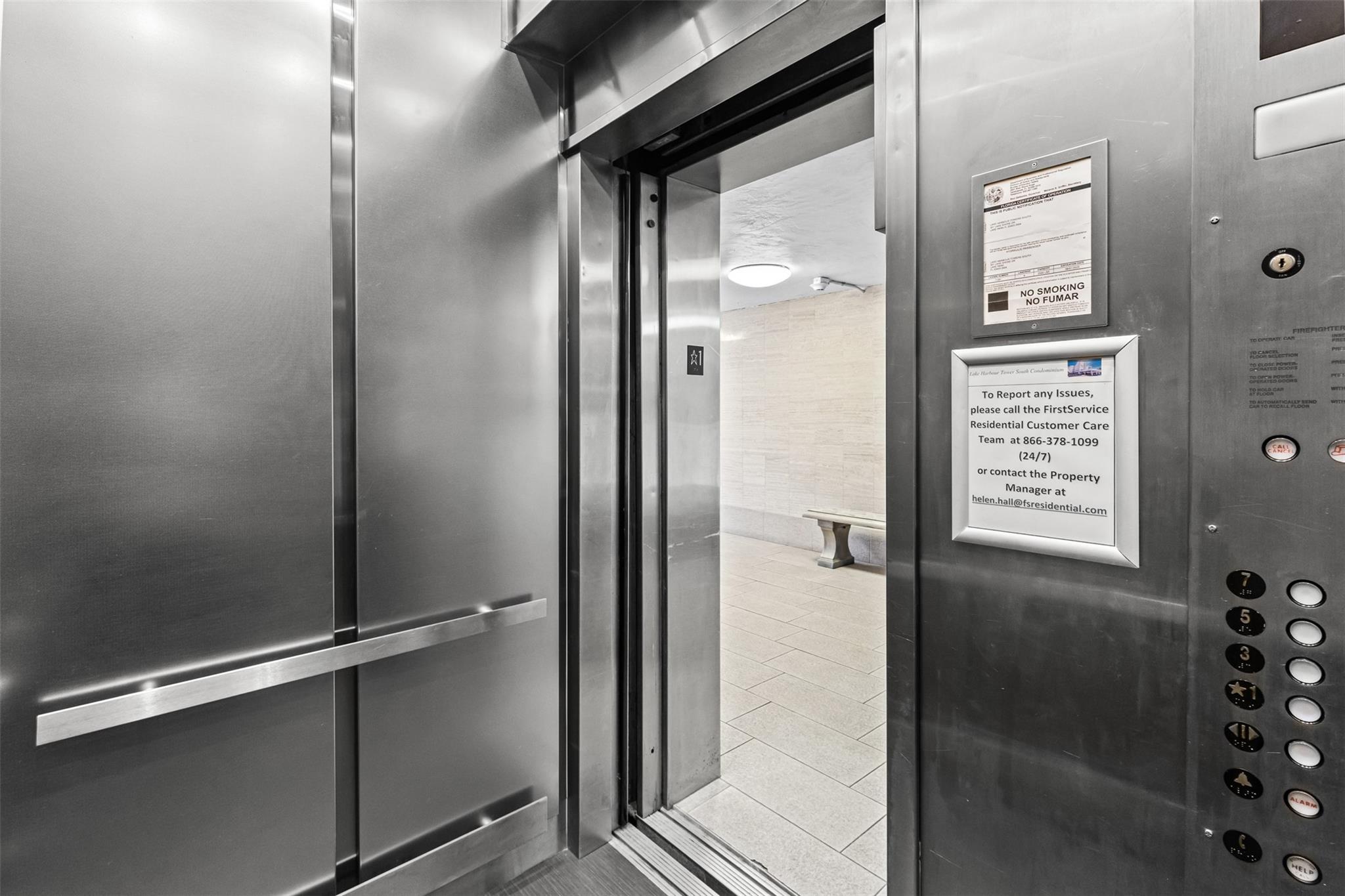 Lake Harbour Towers - Residential