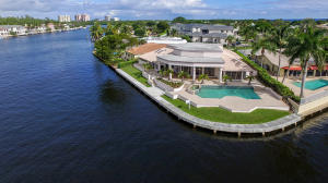 SUN AND SURF CLUB COMMUNI - Residential