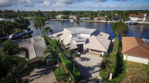 SUN AND SURF CLUB COMMUNI - Residential