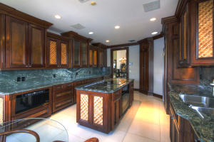 SUN AND SURF CLUB COMMUNI - Residential