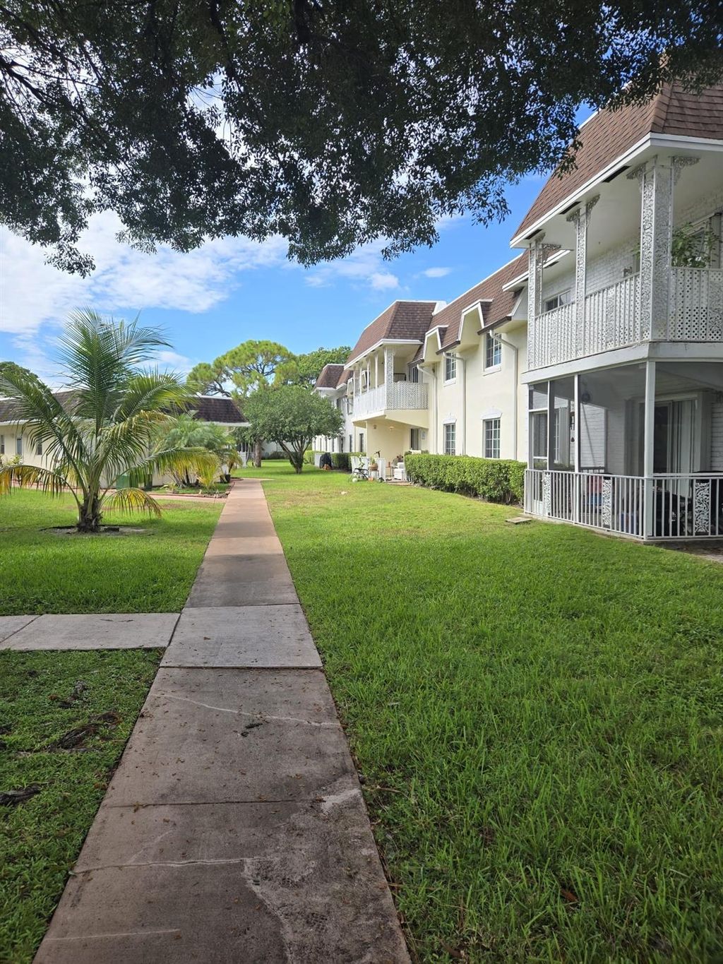 Photo of 704 SE 2nd Avenue #447, Deerfield Beach, FL 33441 (MLS # F10518354)