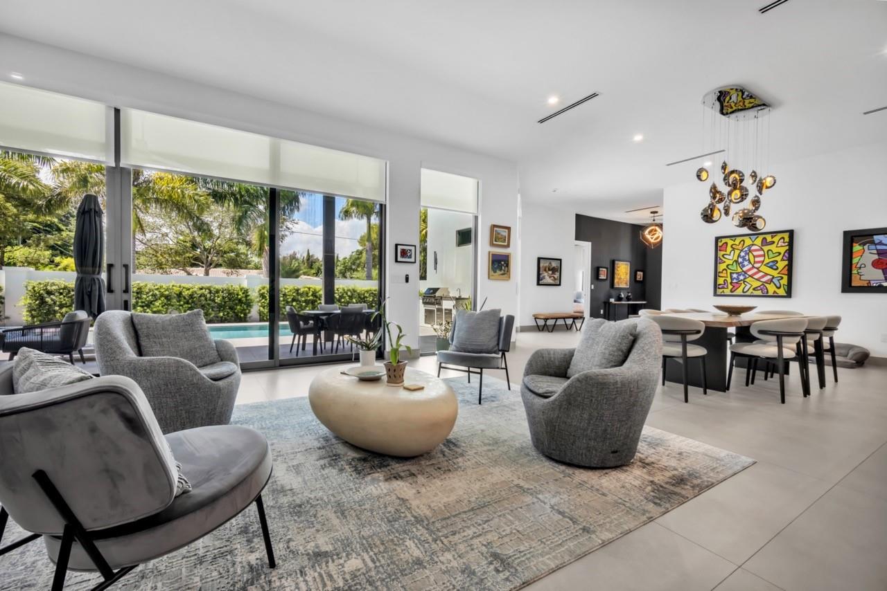 Petite 18-18 B - Residential