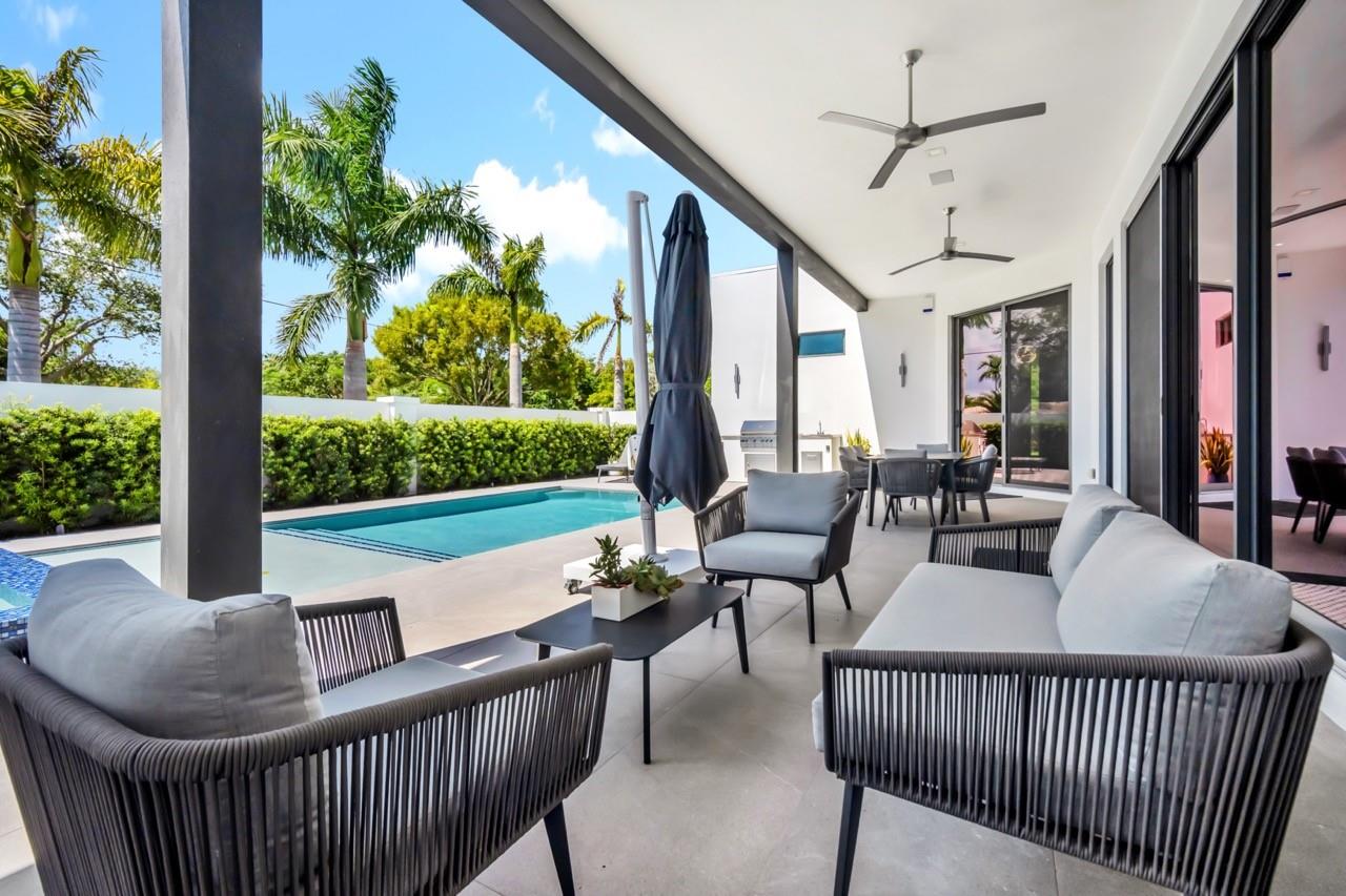 Petite 18-18 B - Residential