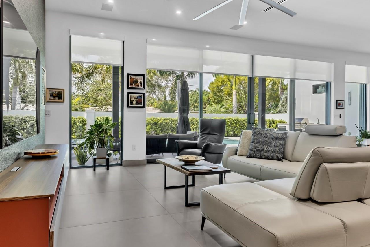 Petite 18-18 B - Residential