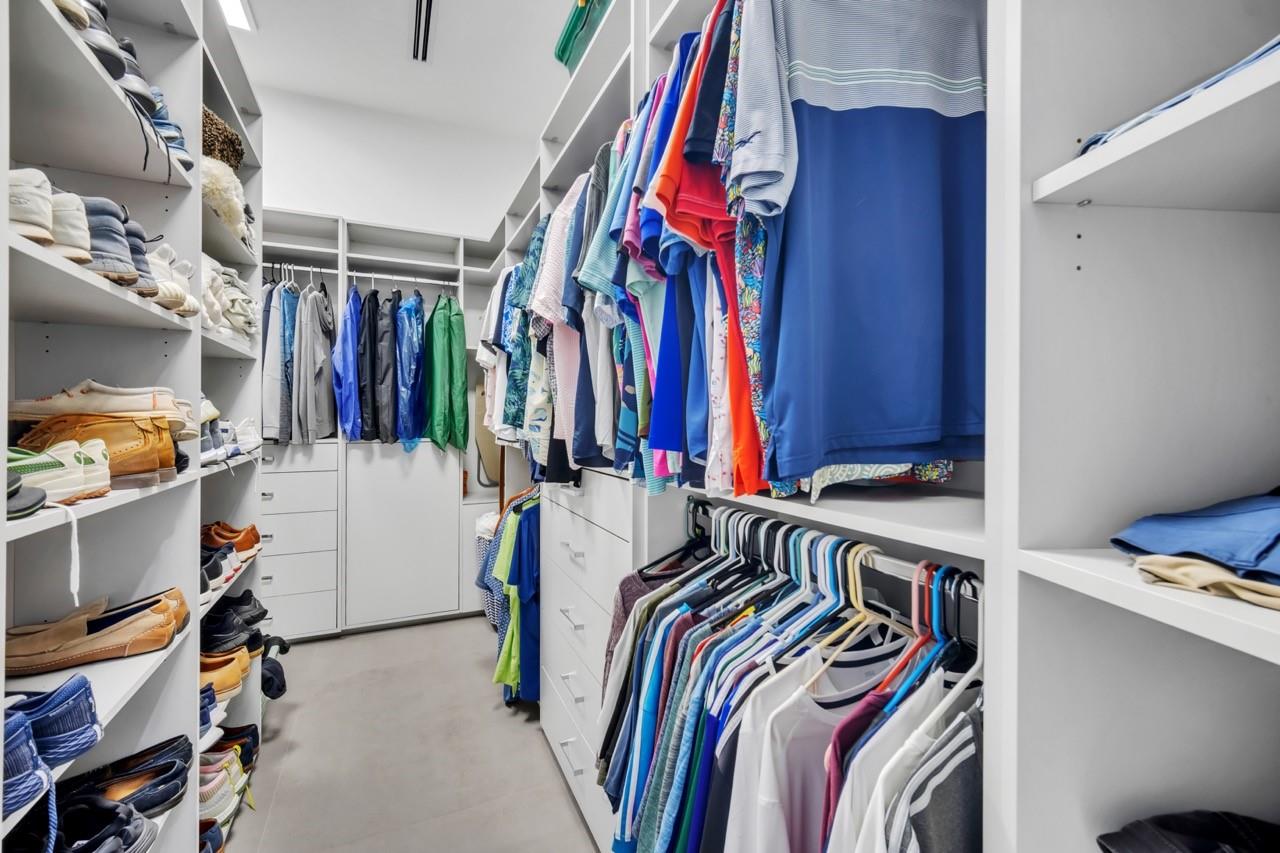 Petite 18-18 B - Residential