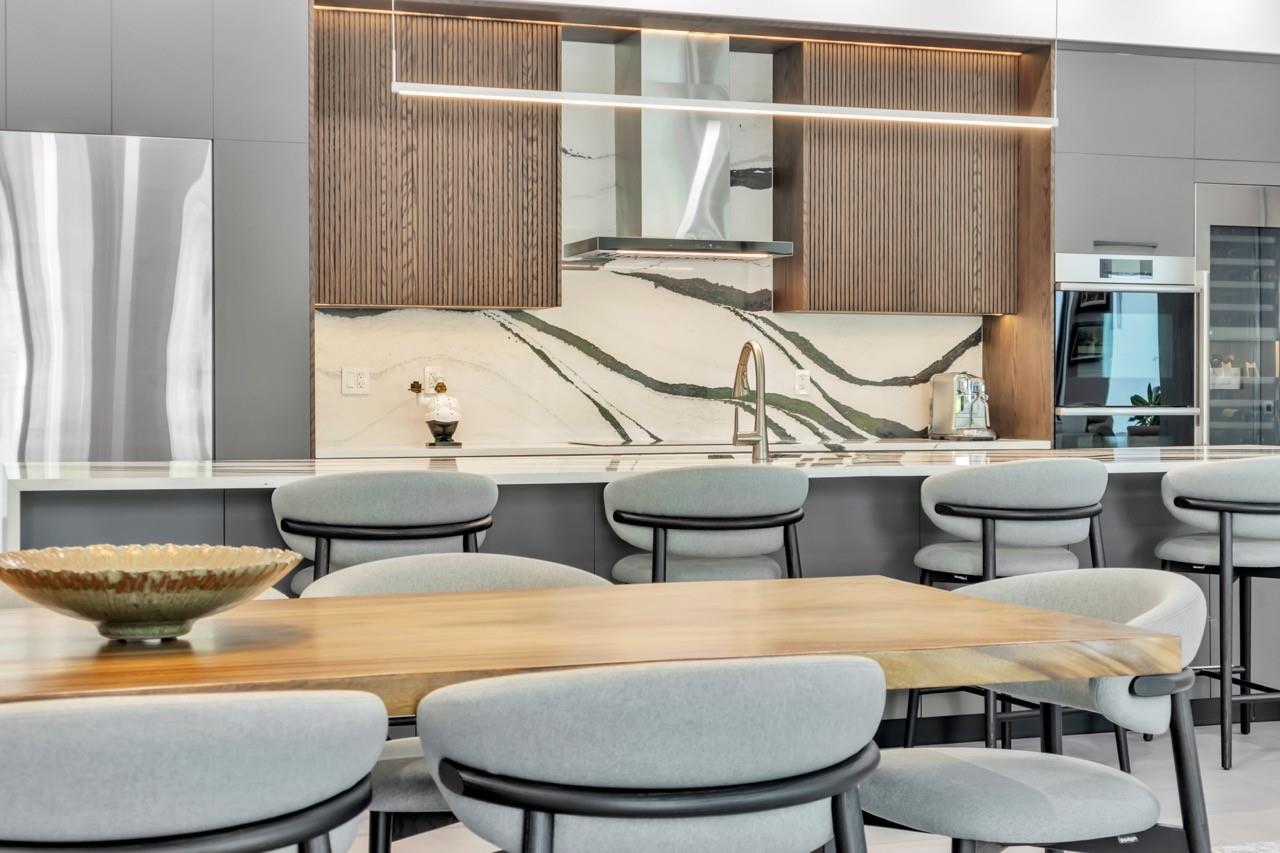 Petite 18-18 B - Residential