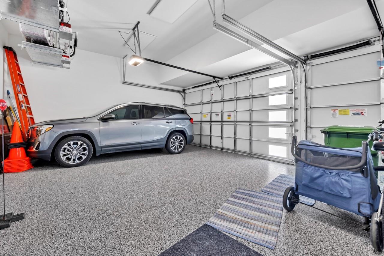 Petite 18-18 B - Residential