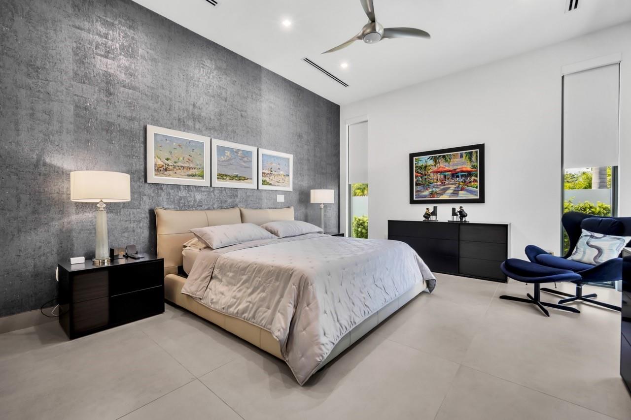 Petite 18-18 B - Residential