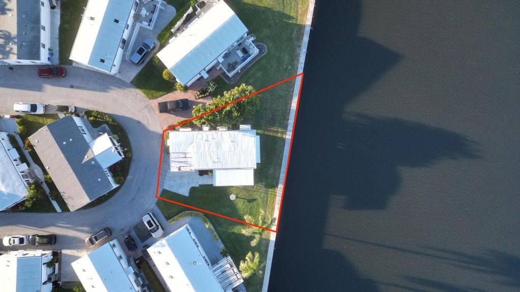 Photo of 215 S Heron Drive #O, Briny Breezes, FL 33435 (MLS # R11069003)