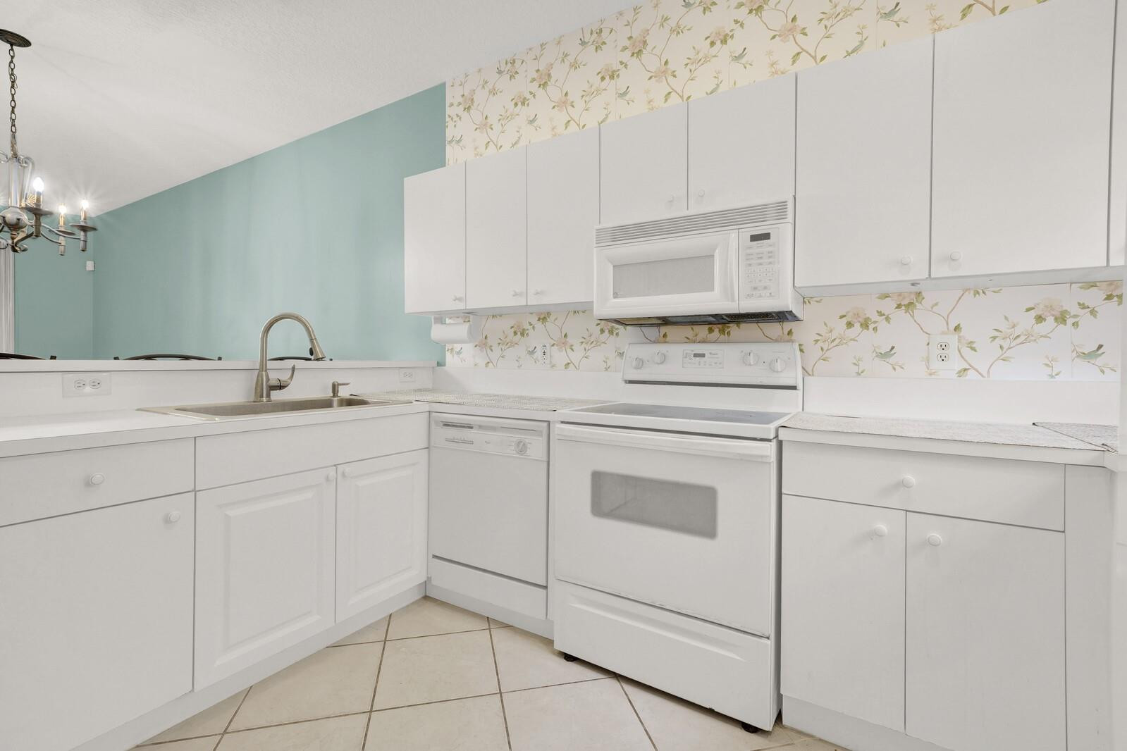 Boca Chase Prcl 11 - Residential Lease