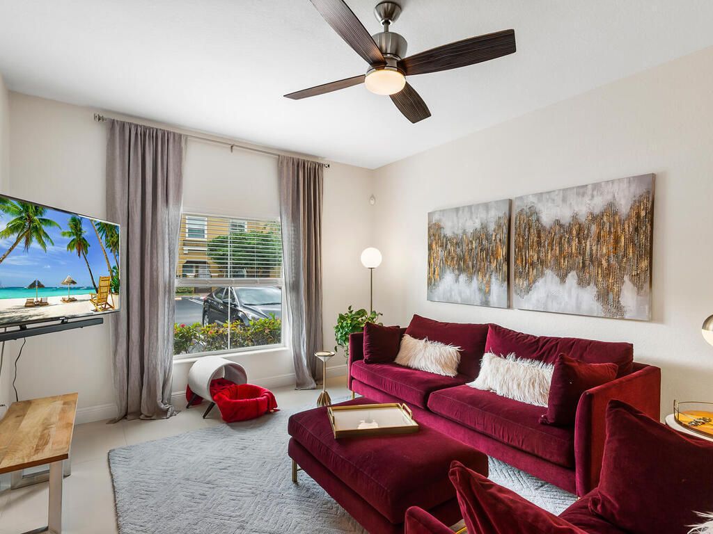 Photo of 140 Monterey Bay Drive, Boynton Beach, FL 33426 (MLS # R10782069)